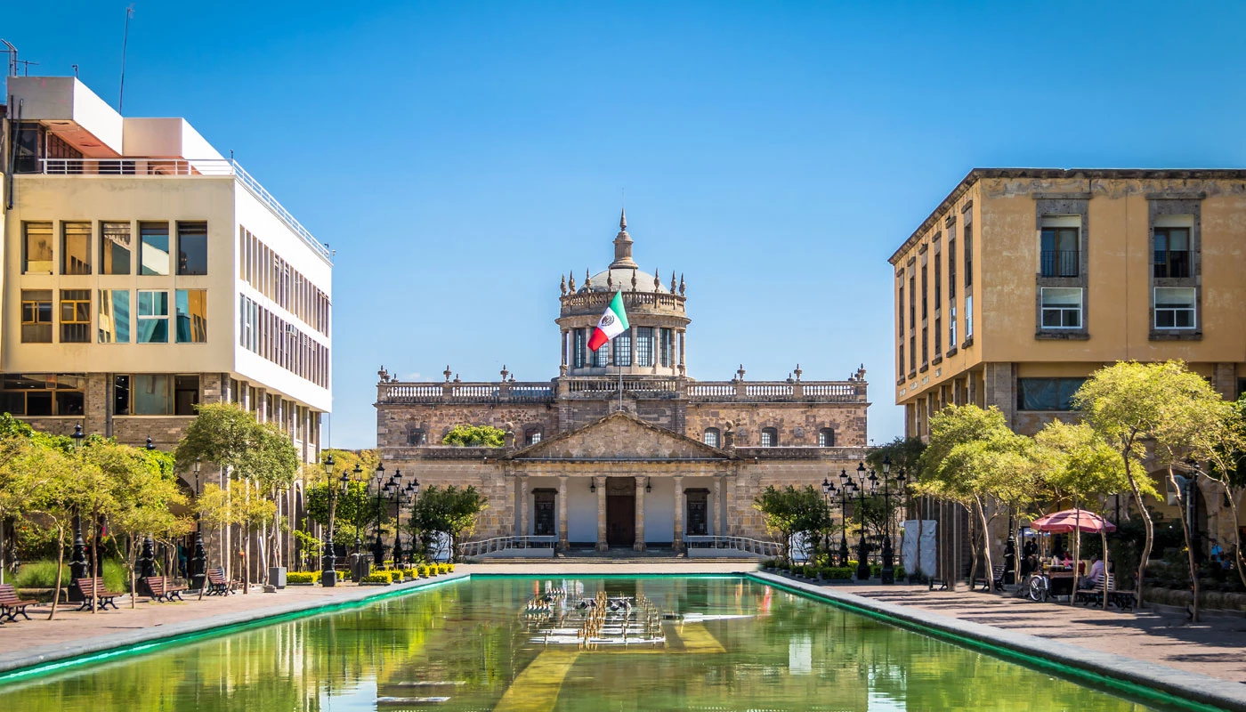 Guadalajara para principiantes: 10 lugares esenciales para disfrutar la ciudad.